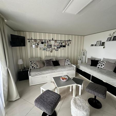 Romantisches Studio Inmitten Von Weinbergen 乌维森 外观 照片