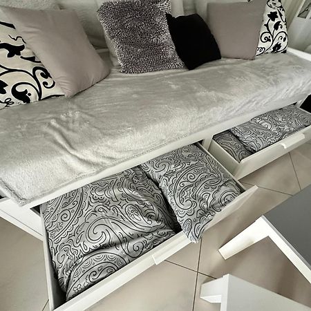 Romantisches Studio Inmitten Von Weinbergen 乌维森 外观 照片